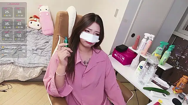 milk_sola (F young) - 가슴 로션 마사지