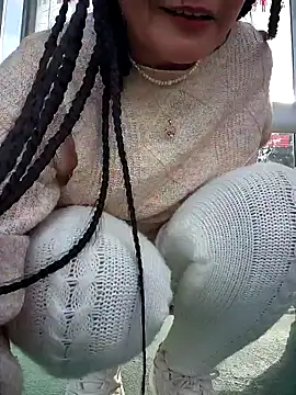 bellapaty (F milf) - massage pussy in panties 💦