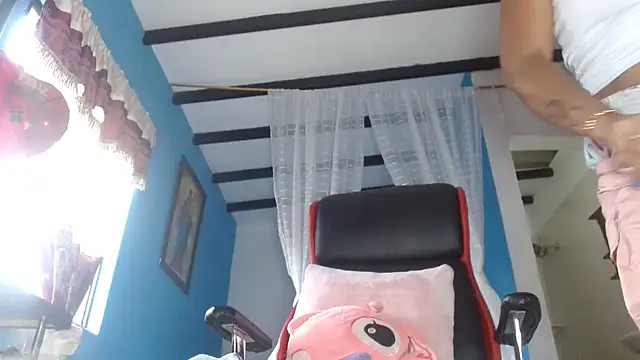 wendy_rivera_ (F milf) - dedo ass