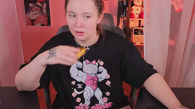 carolina_elf (F young) - spanking time <3