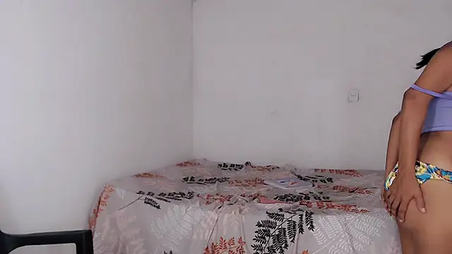 jasmin_brunette_ (F teen) - we play with dildon loves