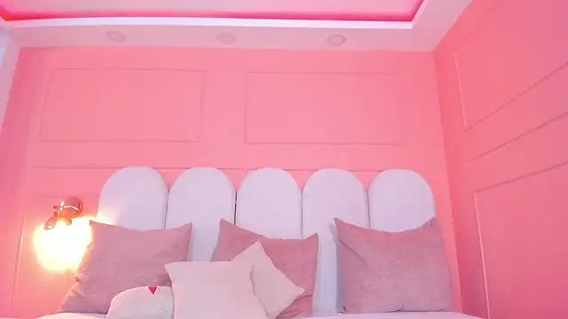 sofiaaa_lopez (F young) - Show feet + oil