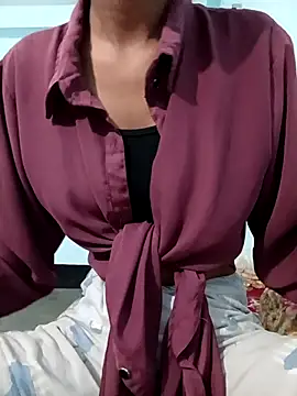 purnima_18 (F teen) - Buy a Phone