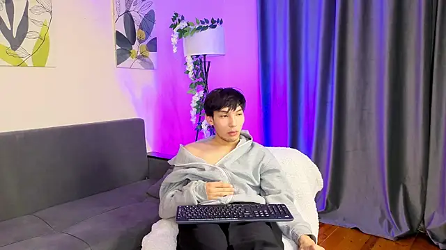 swiftpocket1 (M twink) - Cumshow