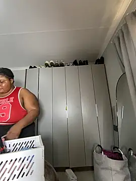 misslola27 (F young) - Let’s fuck 🍑🍆💦👅🫦🫶