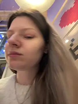 maryhiggins (F young) - Ride dildo