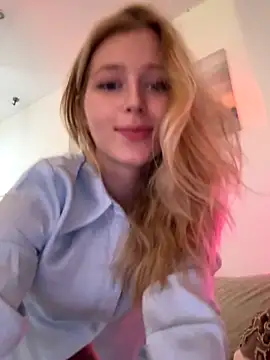 lunarase (F young) - Fuck a pillow lol