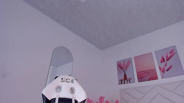 brianna_bigboobs (F teen) - control lush x 5min