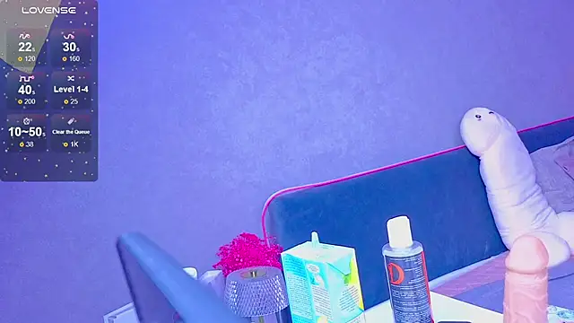 britneylix (F teen) - Anal plug