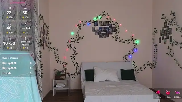 laura_gol (F mature) - mm! my tits!