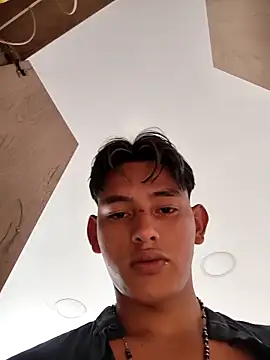 hiroshi_shen (M young) - Kiss😘💋💋