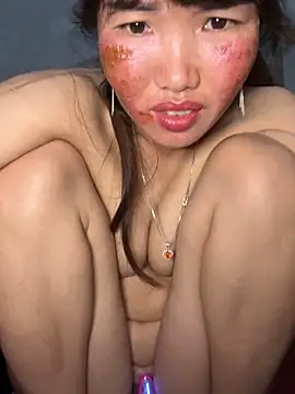 sunny_lotus (F young) - please help me make money to buy medicin