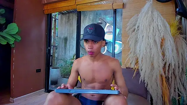 alancutee (M twink) - naked