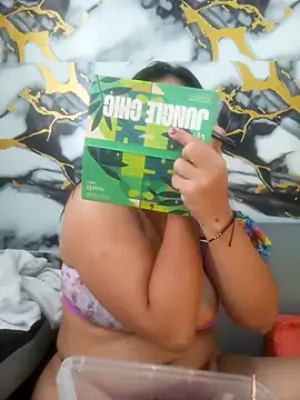 alisson_morgann (F young) - Show tits