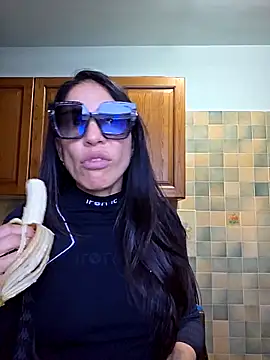 sexy7883 (Ask my age) - @bagna la figa a questa porca💦💦💦💦