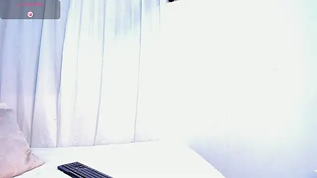 roxannablanche (F young) - Roxy Sexy...Good morning👋🍑😈