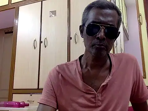 lookin4kinky_partner (Ask my age) - 3 FINGERS IN ASS