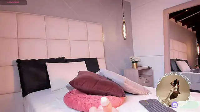 saramonroe1 (F teen) - back hard rida