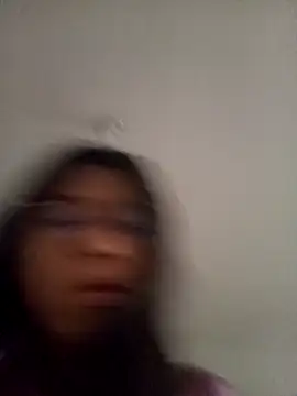 coralsmit (Ask my age) - ask for a show