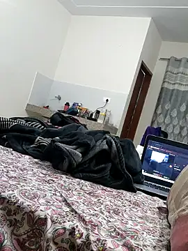 johnysinsr (M young) - Spit on body