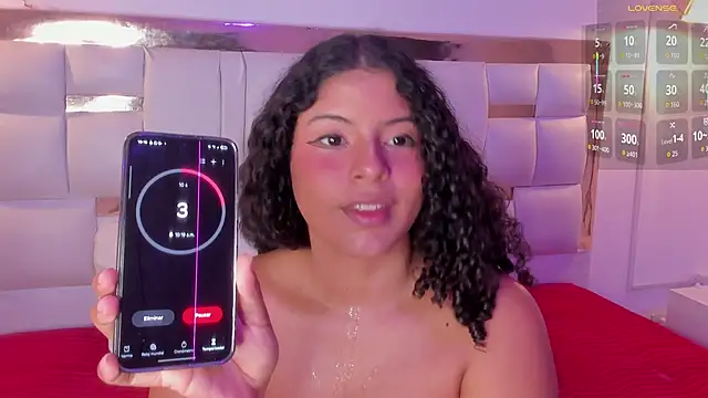 pittandlunaa (F teen) - play deep on my pussy