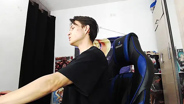 sr_jaeger (Ask my age) - show cum