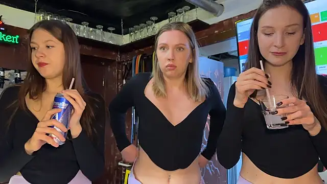 dirtypub (G young) - Kristy and Margo 69