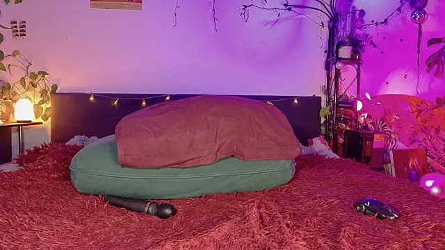 olivecum (F young) - PANTIE OFF