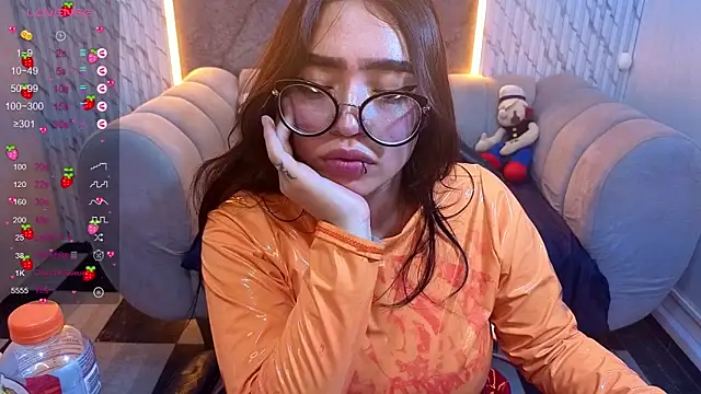 anni_acker_b (F teen) - SPANK ASS+ TWERK+OIL♥