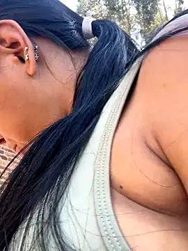 michluxe_69 (F young) - Flahs Titts public🌻