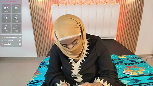 lina_arabiann (F young) - Slap my tits 👋🥥