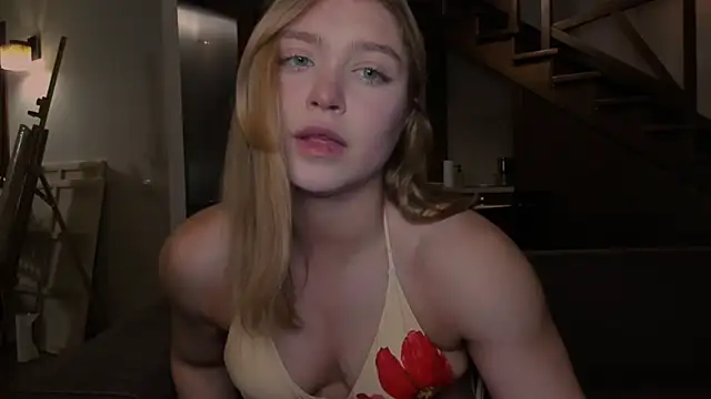 vanillalivitski (F teen) - Shine muscule body pants off