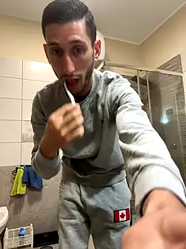 gionnytav (M young) - Sborrata cum sperma