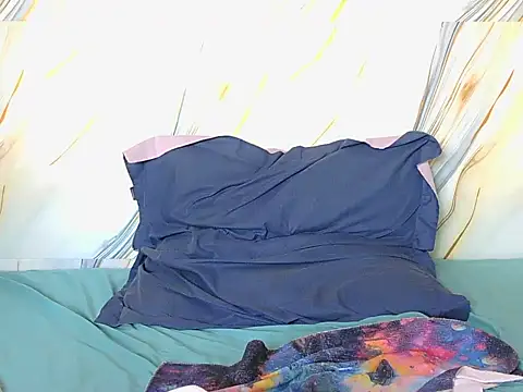 best_frnd (F milf) - FINGER THIS ASSHOLE