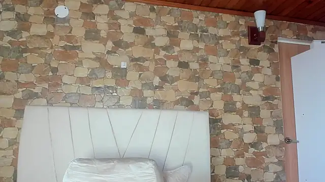 wandaa- - Wandaa-'s free webcam - UK Sex Cams