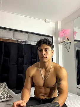 mr_muscle (M young) - naked I pull my hard cock and flex
