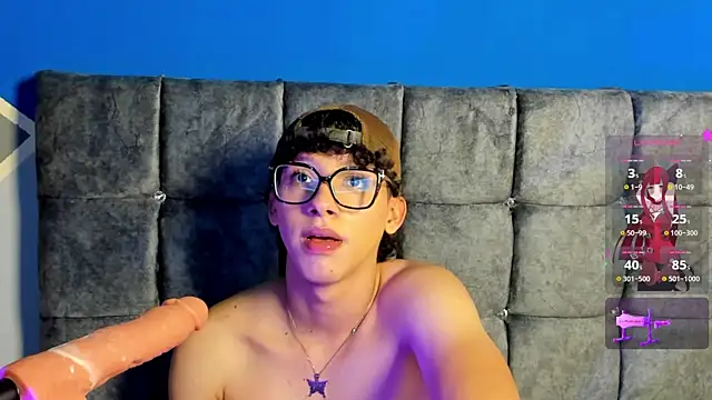 kalet-skinny (M twink) - spank my buttocks x3