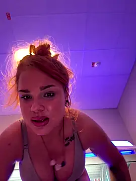 pennyprincess (F young) - DIRTY SURPRISE 🥵SPIN MY WHEELS🥵