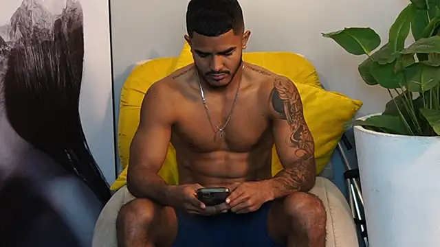 reik_vonn (M young) - cum show