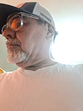 pena633 (M grandpa) - Jack  off