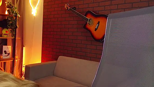 elliecutes (F young) - make me happy