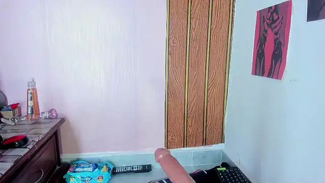 daphneandrade (F young) - plug anal