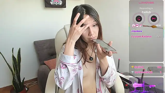 purinpuff_ (F young) - 🍆FUCK MY THROAT🔥