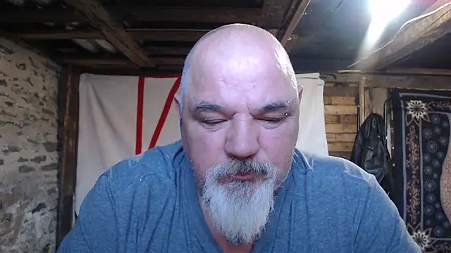 newfiesausage1972 (M mature) - 5 mins off lovens last tipper