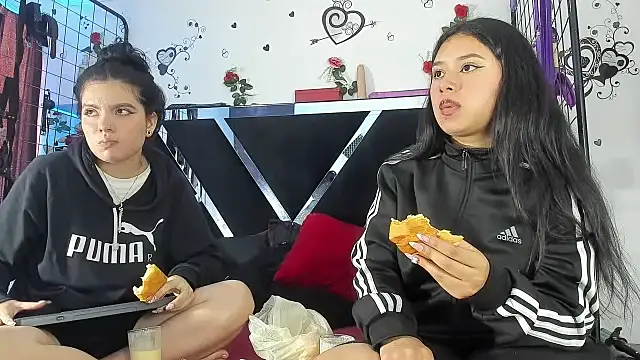 abby_eemily (Ask my age) - SHOW TITS