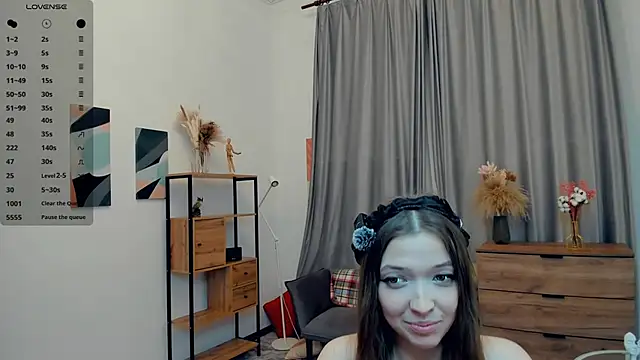 sallieprutt (F teen) - Tease you With my bra