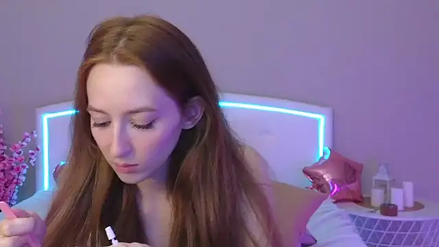 michadenver (F young) - oil on body #TWERK #OIL #SMALLTITS