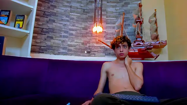 poisonguys (Ask my age) - ⭐1 FINGER IN ASS⭐