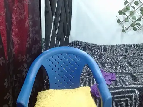 melani_ebony (F young) - ♥SEXY NAKED + OIL MY TITS♥