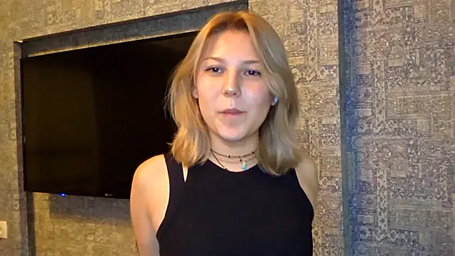 shinyjules (F teen) - play with hairs